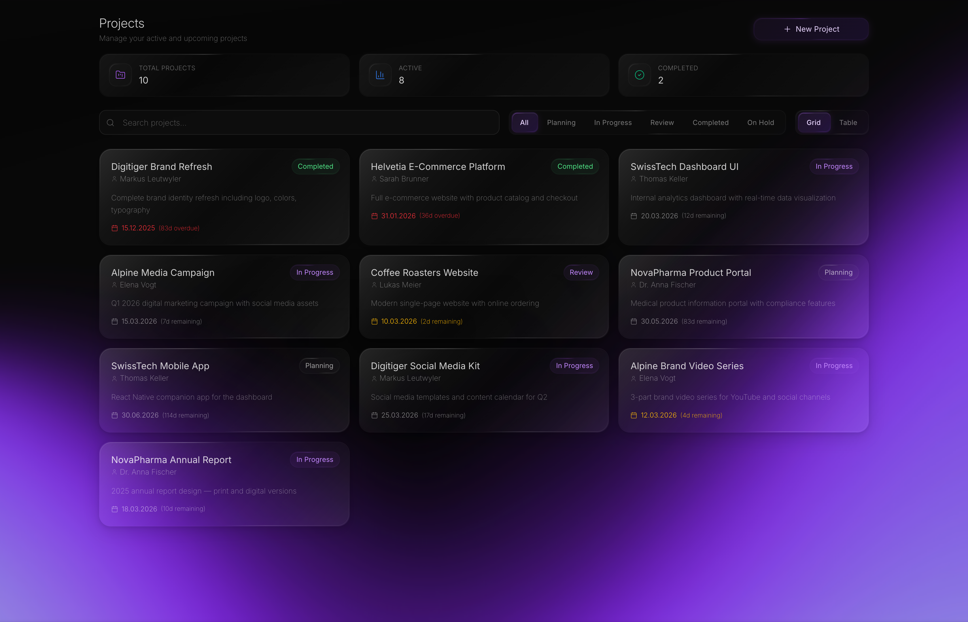 KREA project tracking grid with status badges, client names, deadlines, and project descriptions